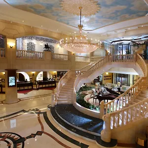 ***** Hotel Knight Castle Emirados Árabes Unidos